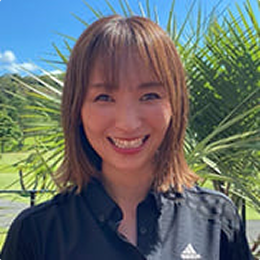 川向 理絵